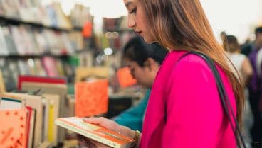 Leer está de moda: qué es el bookcore y por qué los libros se convirtieron en tendencia