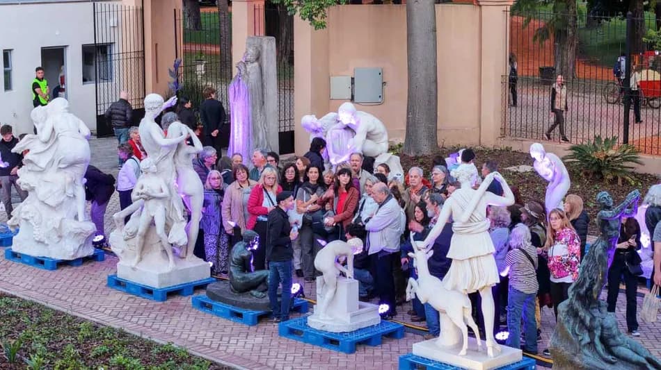 El taller MOA cumple 70 años y lo celebra hoy con una noche de arte y música