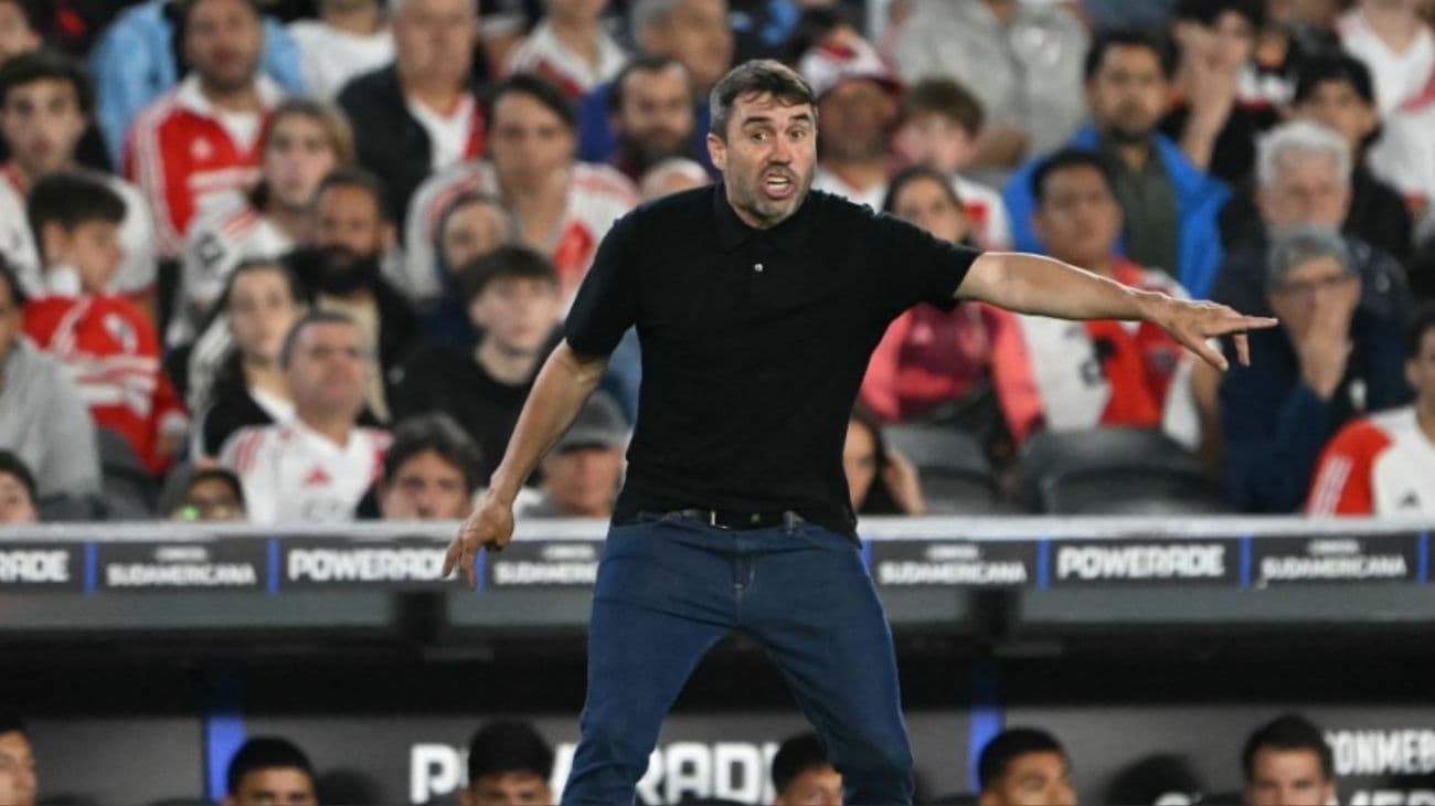 El Chacho Coudet y una resurrección necesaria: la derrota ante Boca como punto de giro