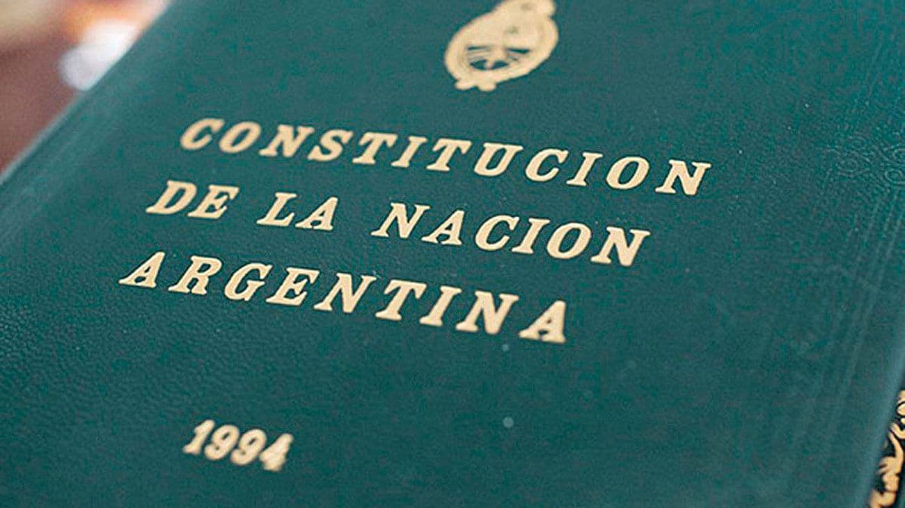 Constitución nacional versus gobierno nacional
