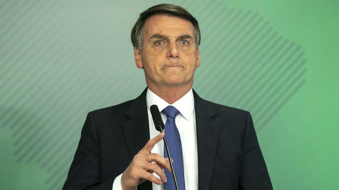 Pocos aciertos, muchas crisis y fin de la Luna de Miel para Jair Bolsonaro