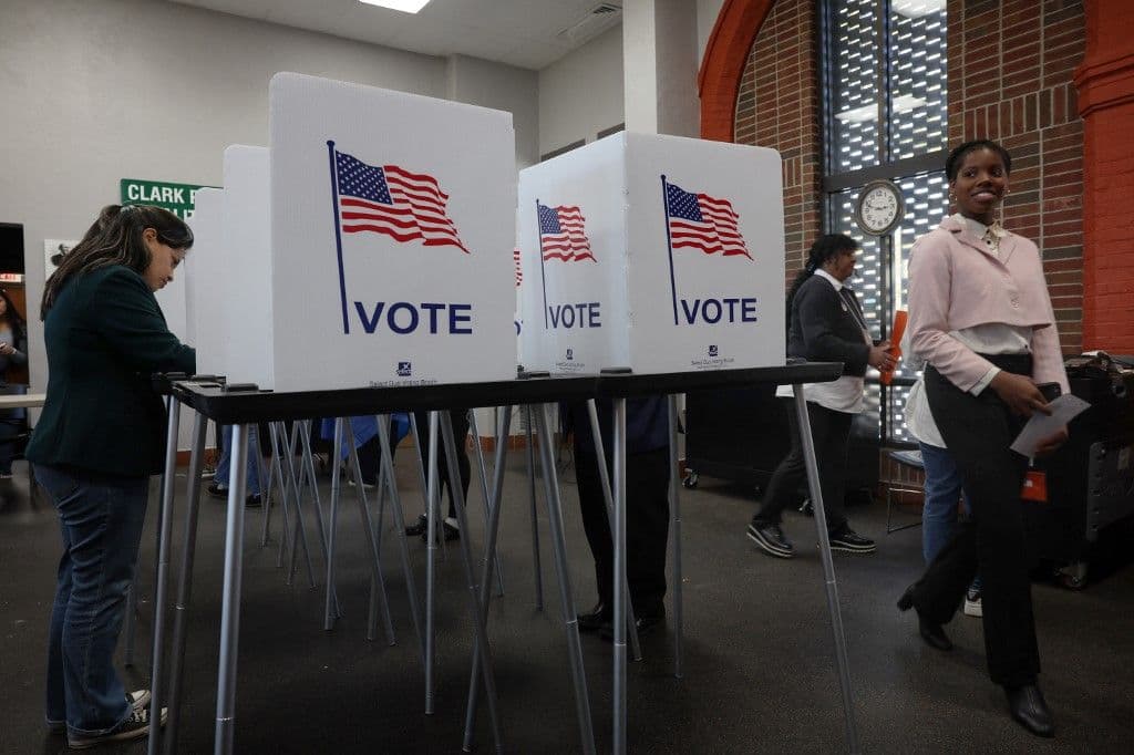 La desinformación, el Kremlin y el voto latino
