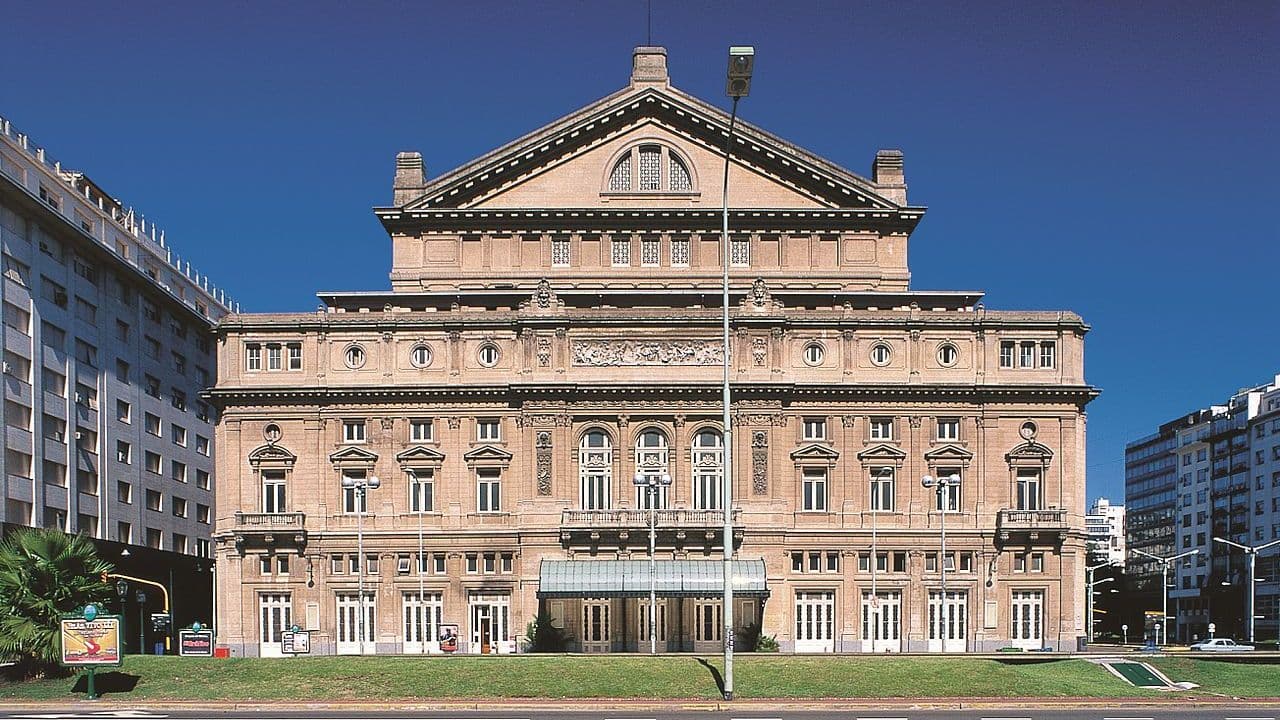 Teatro Colón: Obra dramática y perfección edilicia