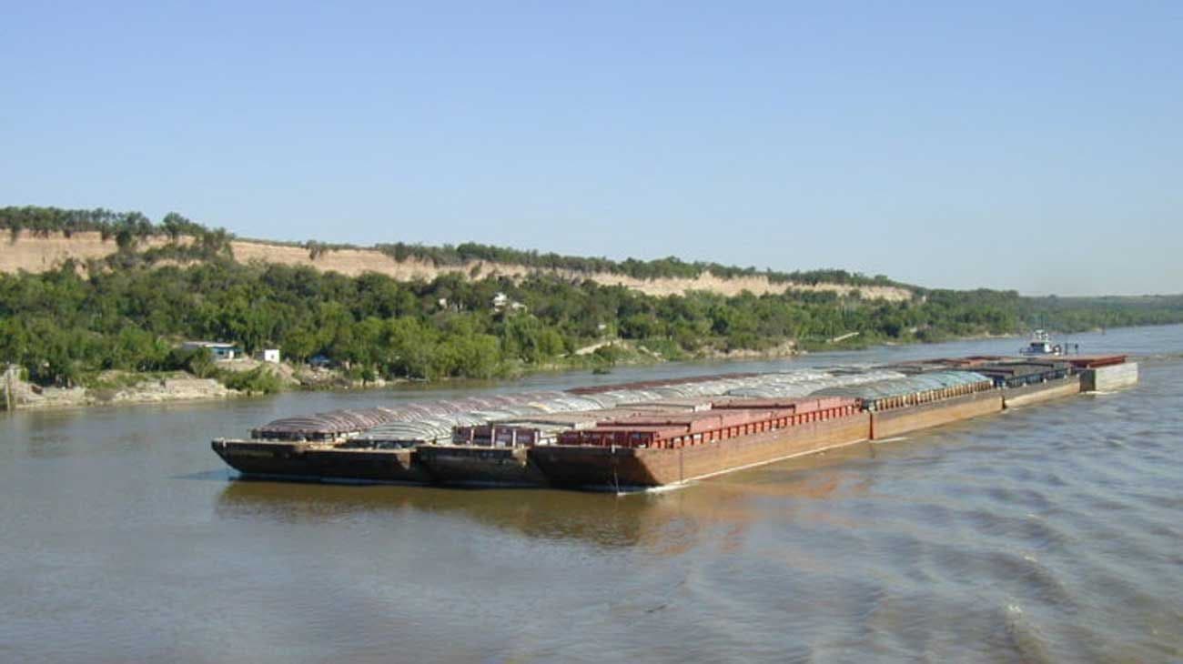 El Gobierno se hará cargo de la Hidrovía Paraná-Paraguay durante un año