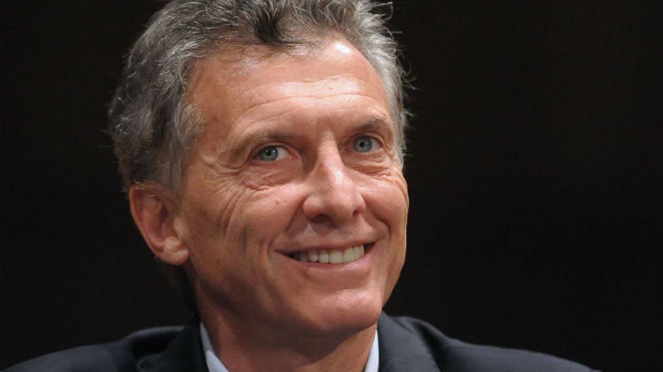Macri no es Maradona, pero...