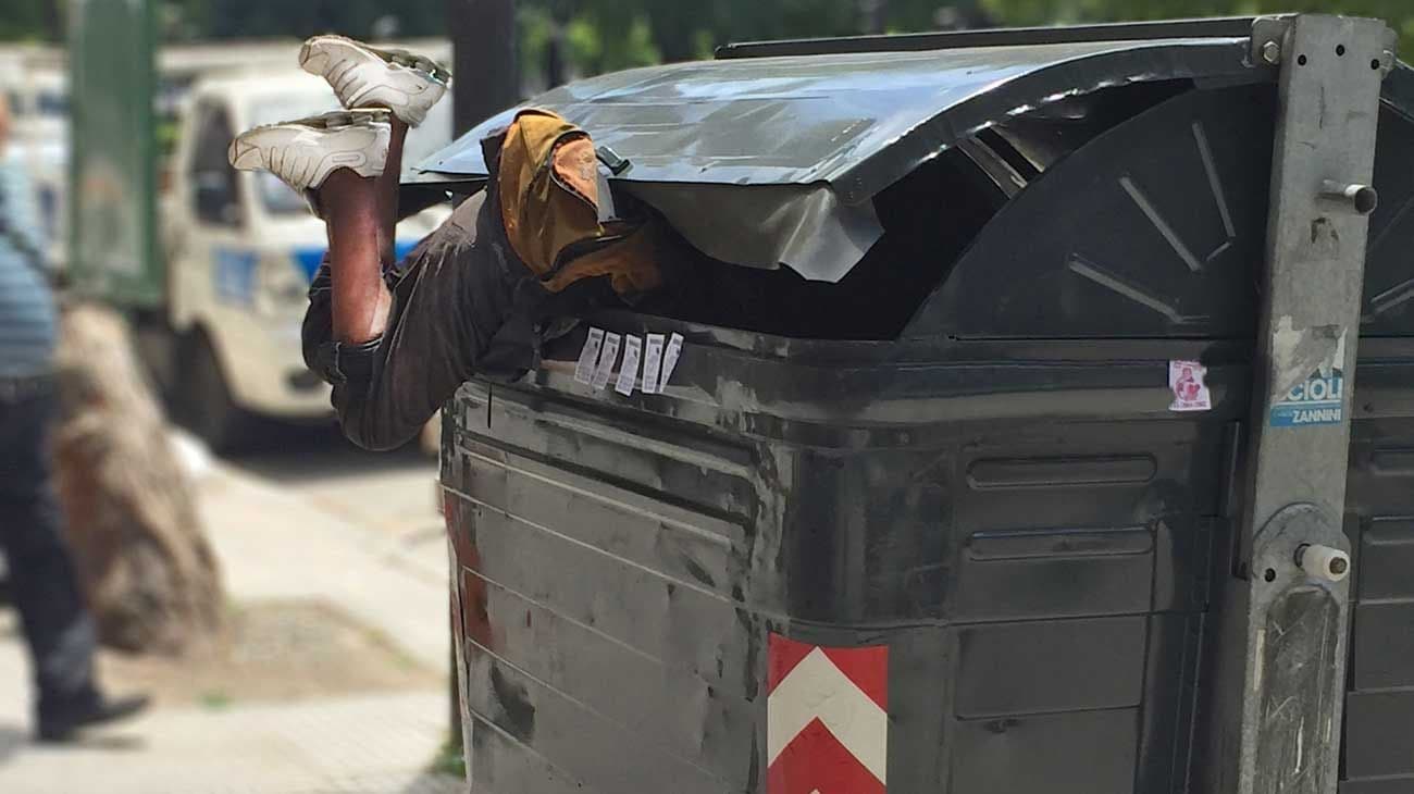 Caída social, hay que poner un freno urgente
