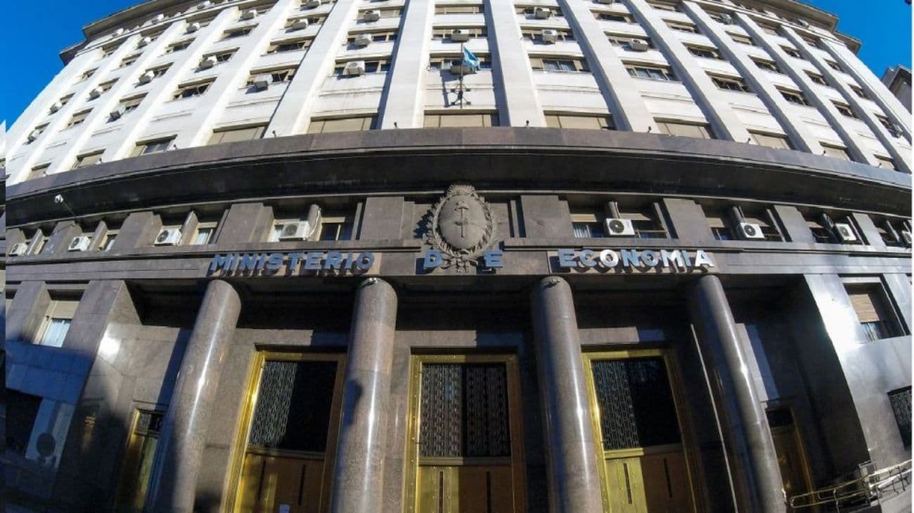La recaudación tributaria creció 35,6% en mayo impulsada por Ganancias