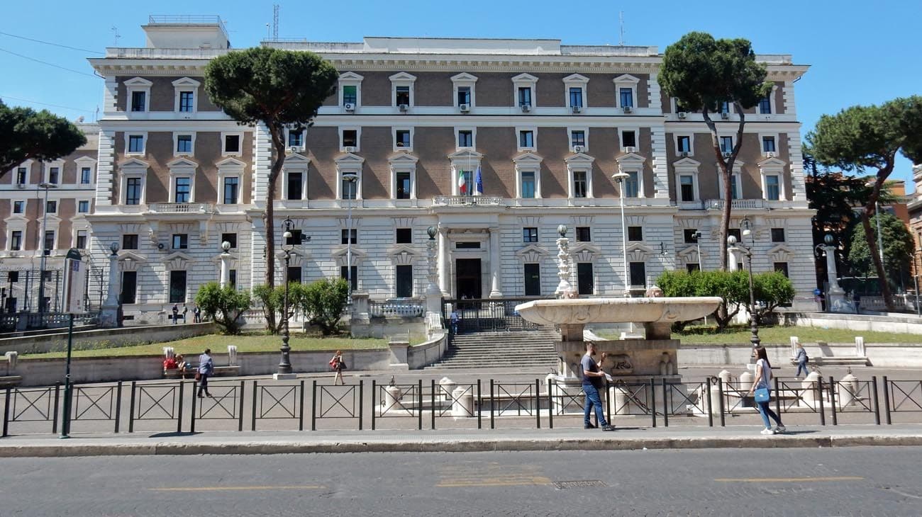 Nuevas restricciones para la obtención de la ciudadanía italiana: el impacto de la Circolare 43347