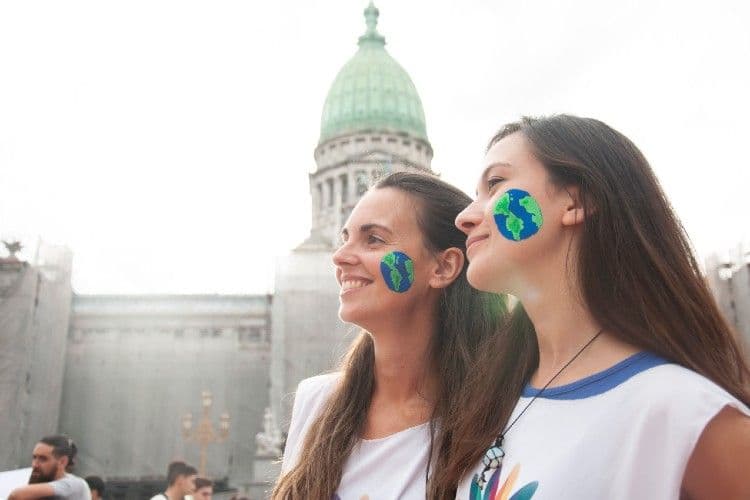 Crisis climática: ambientalistas marchan por el 24S y exigen compromiso a candidatos legislativos