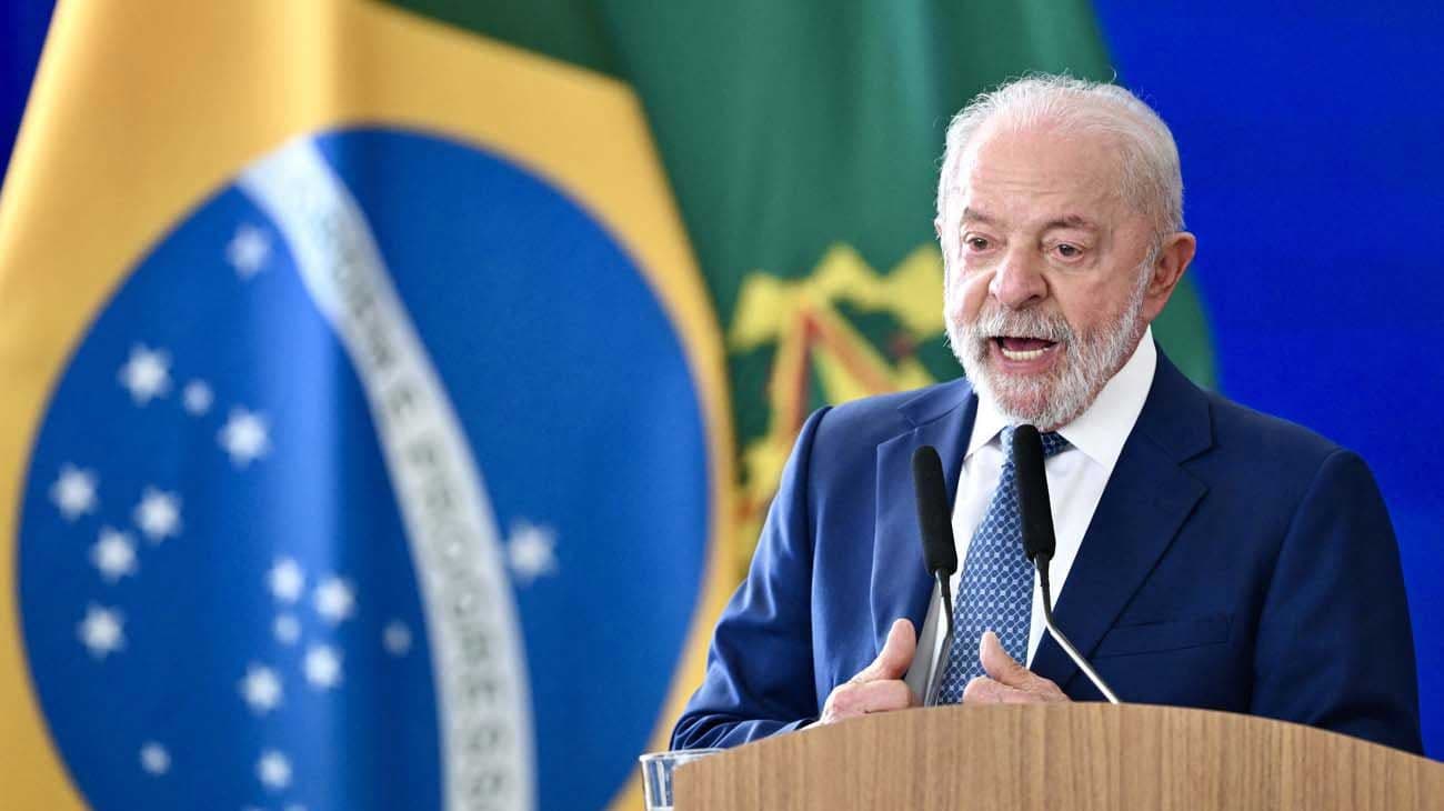 Lula de campaña con empresarios de la construcción y taxistas