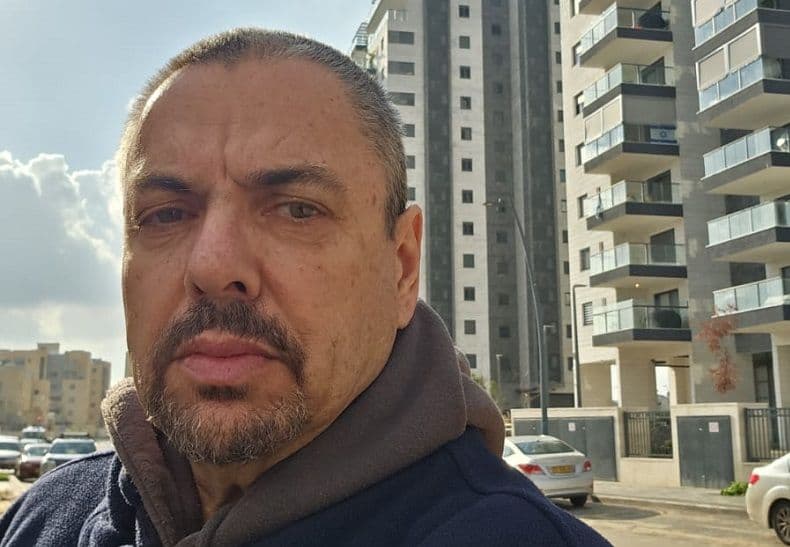 A cuatro meses del 7/10, un residente argentino de Nir Oz intenta mirar al futuro