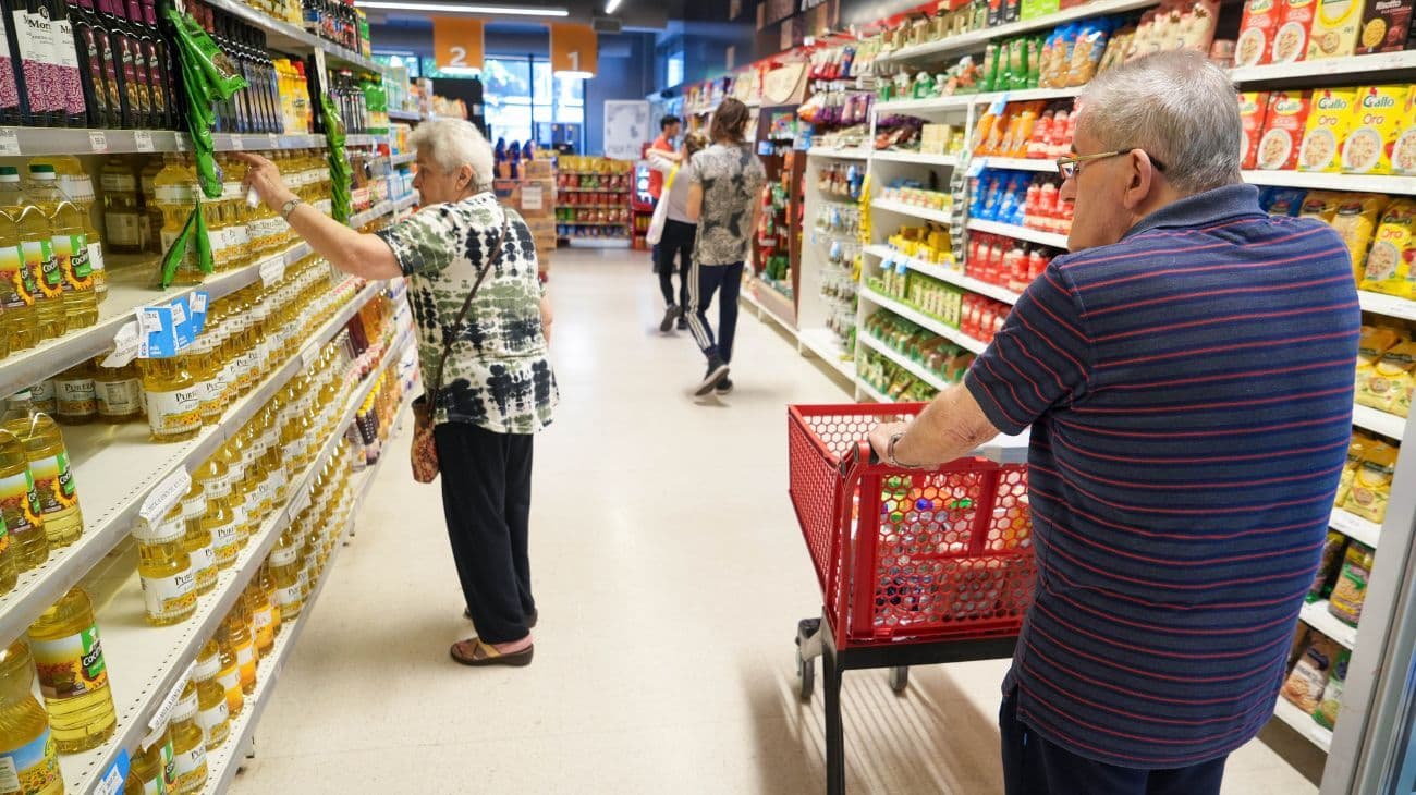 Canasta Básica: las familias necesitaron más de $800.000 para no ser pobres en abril