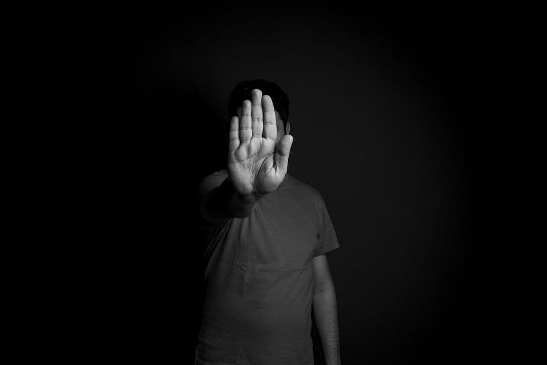 El suicida siempre llama dos veces