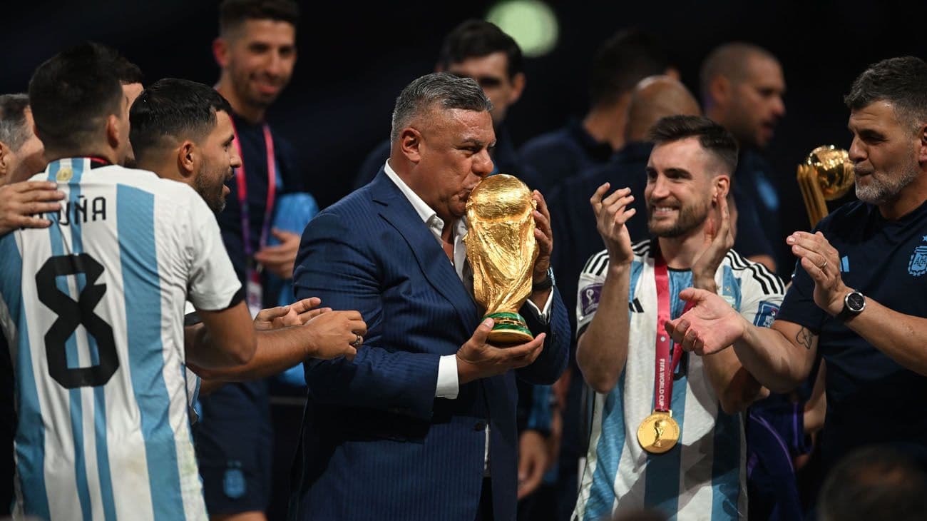 Argentina campeón del mundo | Fue el “Chiqui” Tapia, bobo