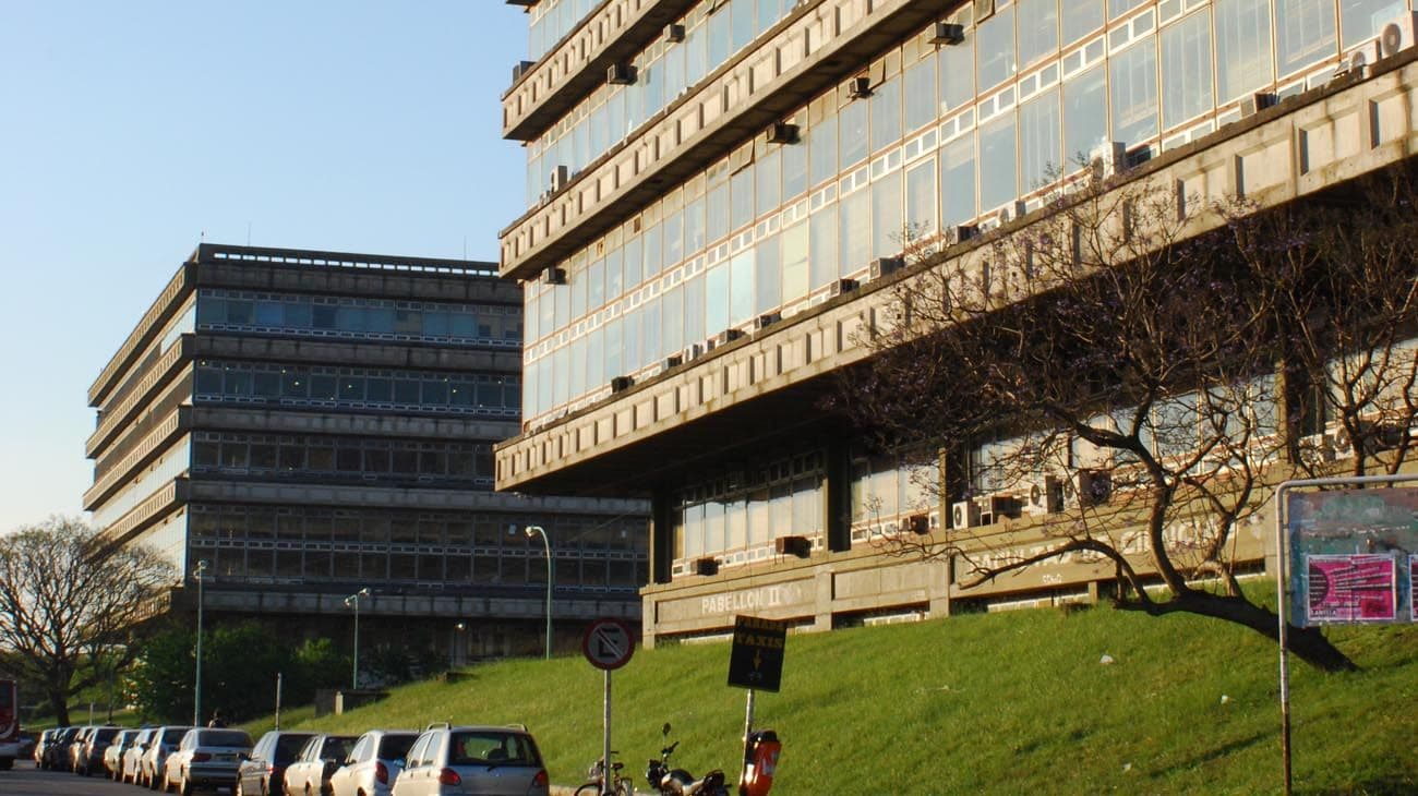 Estudiante libertario desata pánico en la Facultad de Exactas de la UBA: "Tengo una escopeta y la voy a usar en la fiesta"
