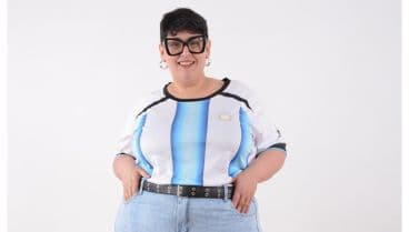 Camisetas, lujo y pertenencia: el fenómeno que está redefiniendo la moda urbana